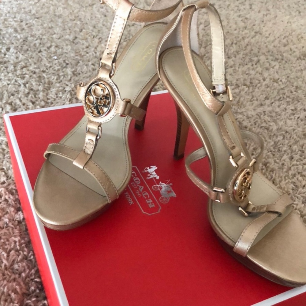 Coach strap heels - Picture 3 of 3